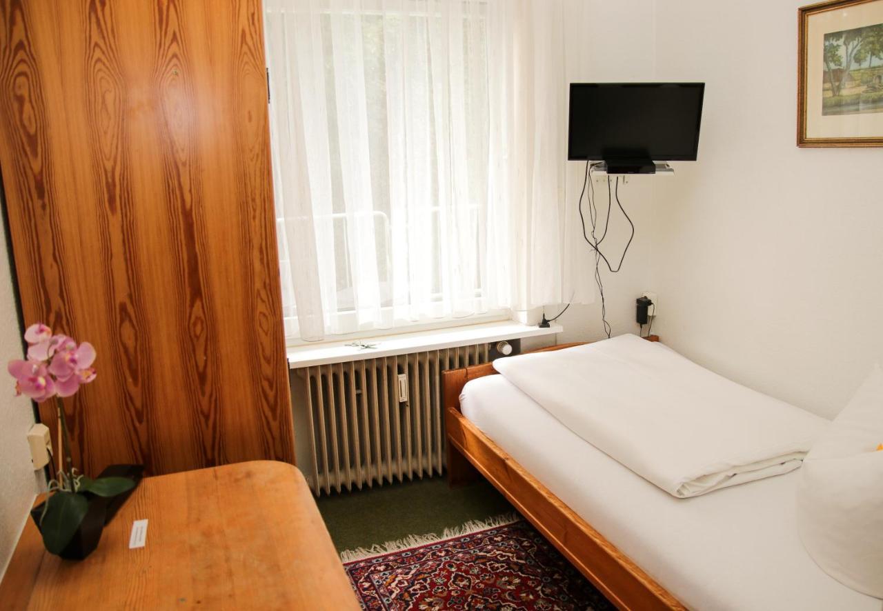 Hotel Meiendorfer Park Free Parking Hamburg Dış mekan fotoğraf